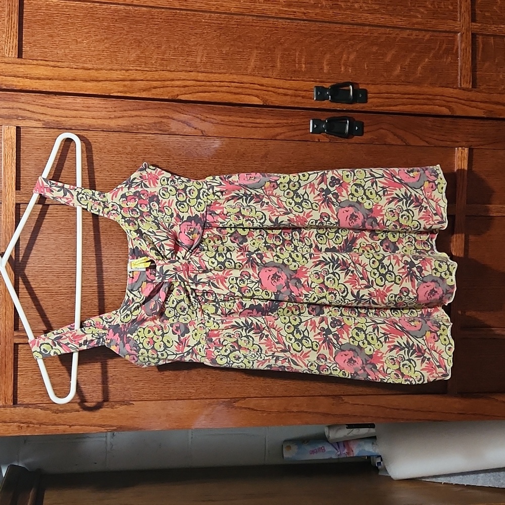 Size Medium Pinkerton Tank Top